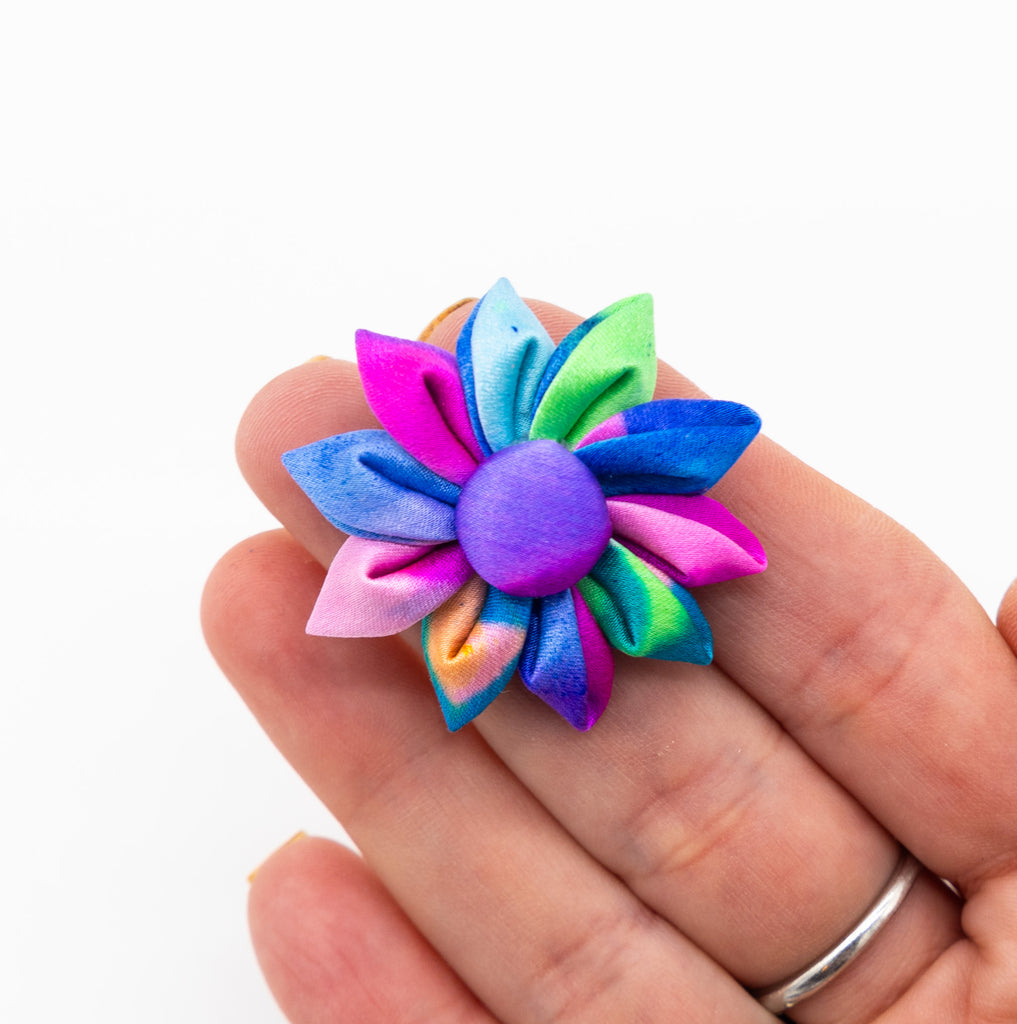 #5 Hand Painted Flower Silk Lapel Pin