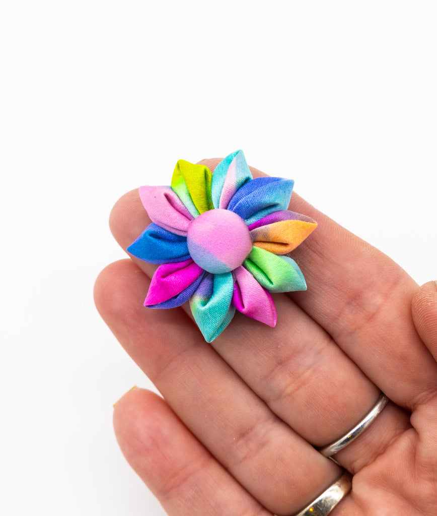 #17 Hand Painted Flower Silk Lapel Pin