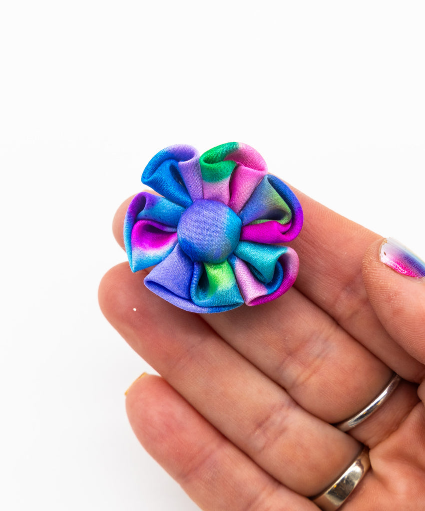 #21 Hand Painted Flower Silk Lapel Pin